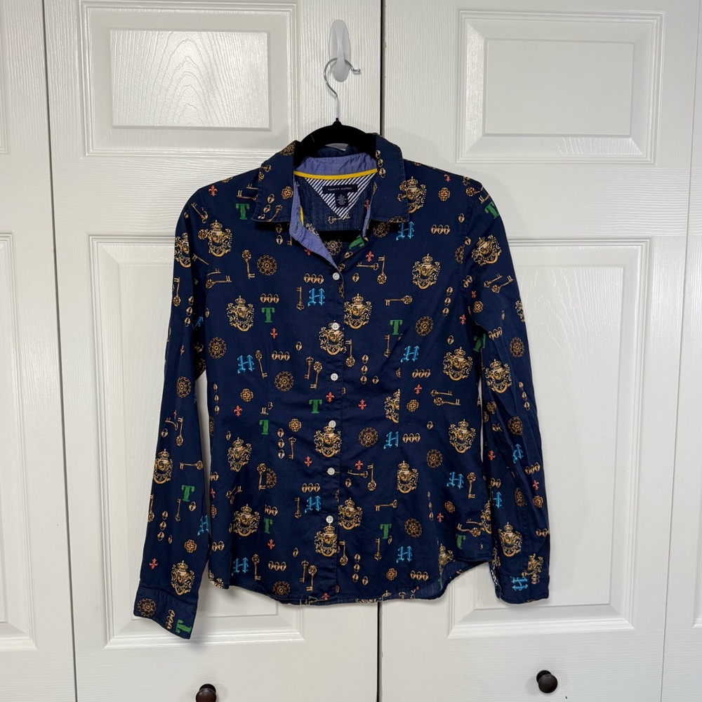 Tommy Hilfiger Women’s Navy Key & Crest Print Button Down Shirt - Size M
